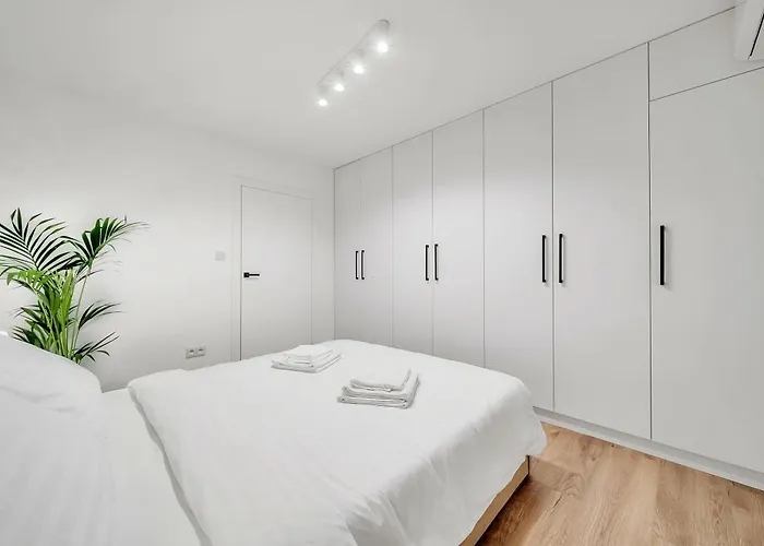 Unique Designer Near Center * ברטיסלאבה