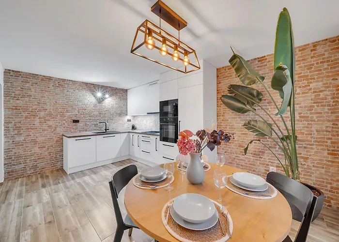 Unique Designer Near Center Apartmán *